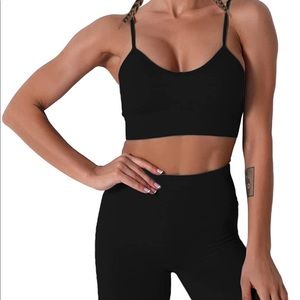Seamless Yoga Set 2 Piece Workout Sport Bra with High Waist Shorts